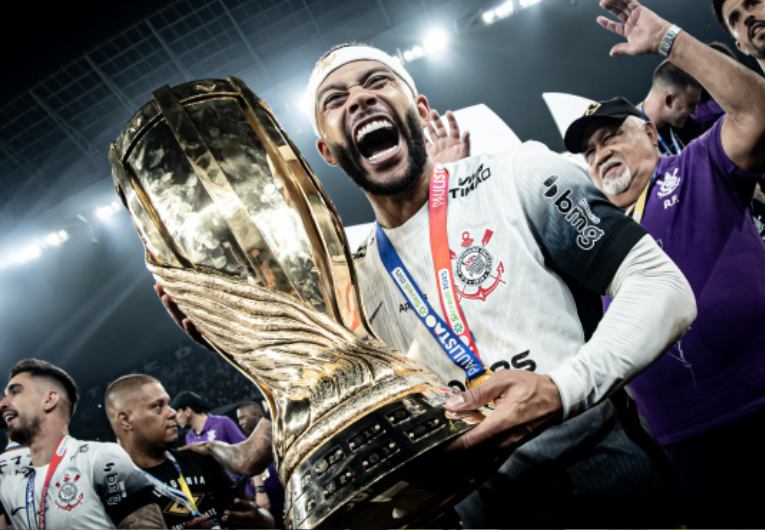 imagem da materia: Memphis cobra Corinthians por dívidas