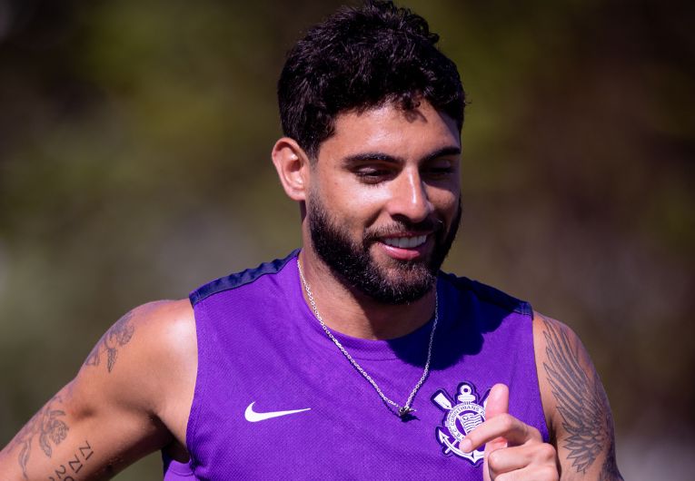 imagem da materia: Yuri Alberto avança em recuperação e inicia transição física