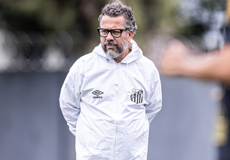 imagem da materia: Santos treina sem Neymar e tem dúvidas contra o Fortaleza