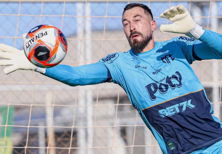 imagem da materia: Walter vira símbolo da boa fase do Mirassol