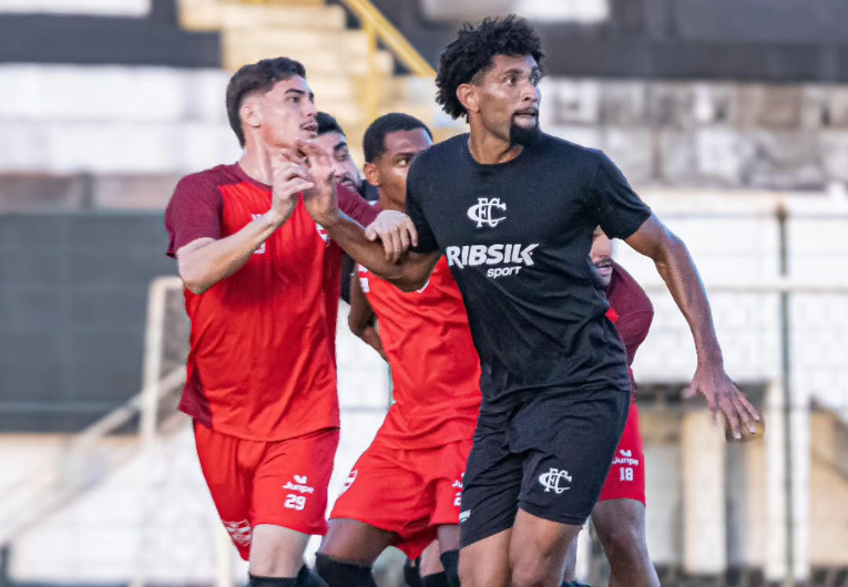 imagem da materia: Zagueiro traça objetivos do Comercial na Copa Paulista