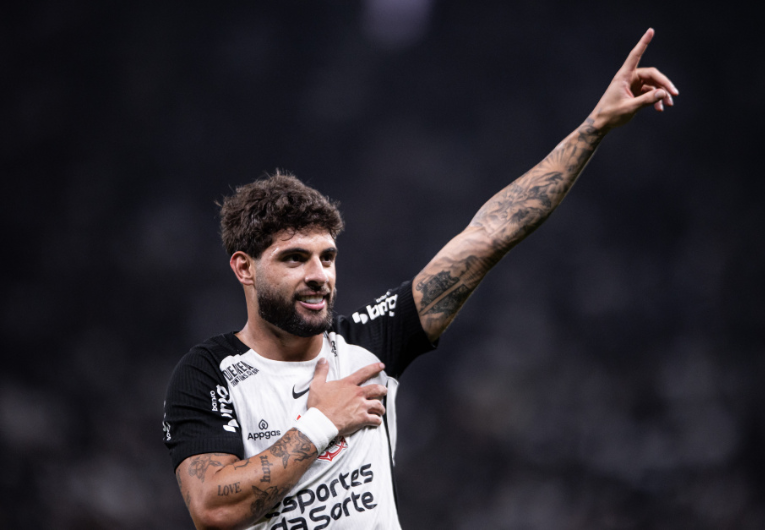 imagem da materia: Yuri Alberto demonstra evolução em tratamento pós lesão
