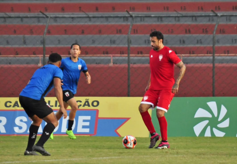 imagem da materia: Sem marcar há 11 jogos, Mancha busca redenção