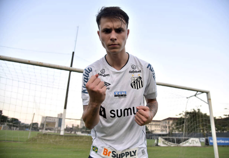 imagem da materia: Santos busca negociar trio que retorna de empréstimo