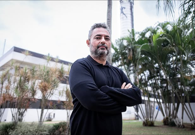 imagem da materia: Santos apresenta Alexandre Mattos como executivo de futebol