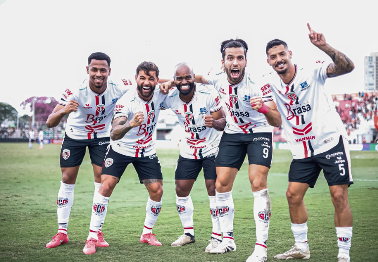 imagem da materia: Marchiori valoriza vitória em despedida histórica no Limongi