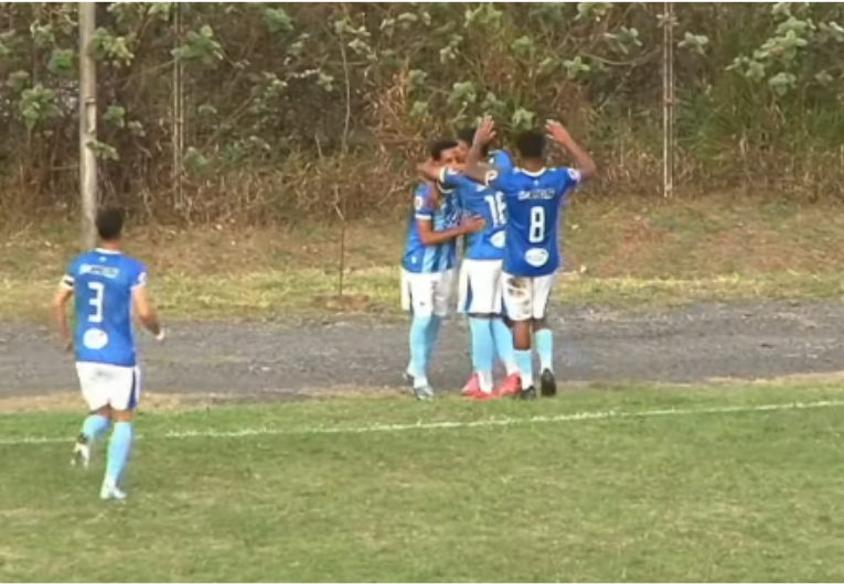 imagem da materia: Mauaense vence no último minuto e briga por vaga