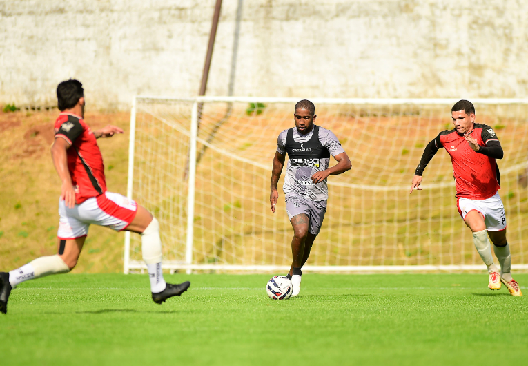 imagem da materia: Vintecinco valoriza ritmo em jogo-treino da Ponte Preta