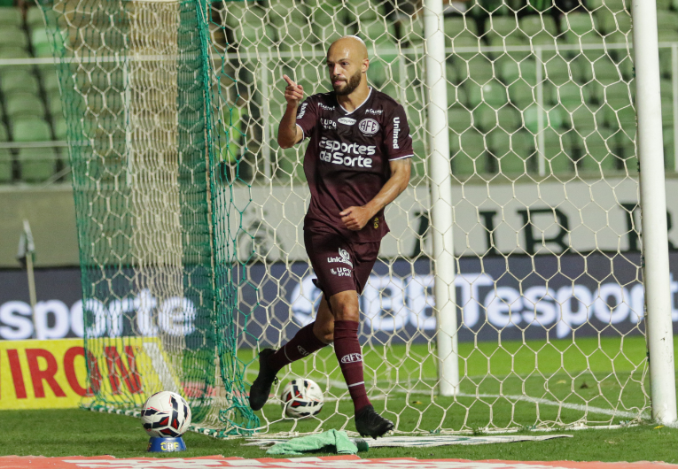 imagem da materia: Carlão assume vice-artilharia da Série B