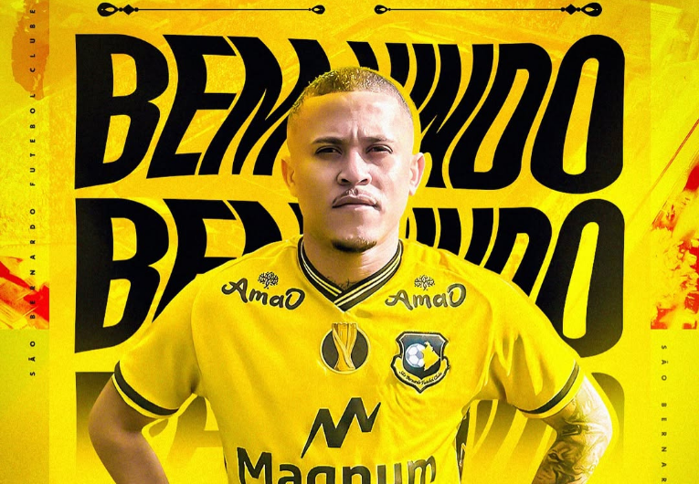 imagem da materia: São Bernardo anuncia meia João Paulo como reforço