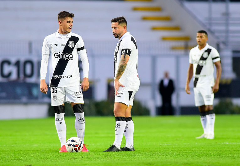 imagem da materia: Ponte Preta chega a três jogos sem vencer em casa