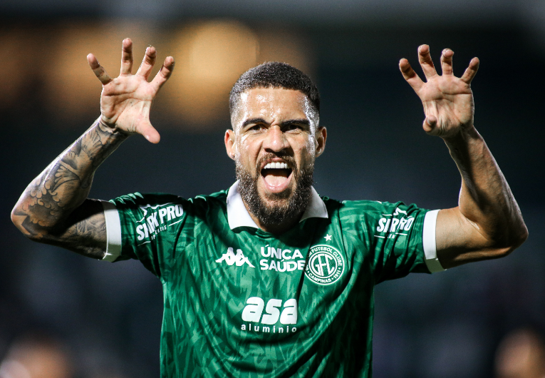 imagem da materia: Bruno Santos estreia com dois gols pelo Guarani