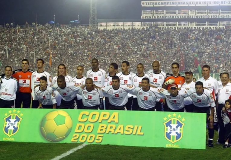 imagem da materia: Paulista celebra 20 anos do título da Copa do Brasil