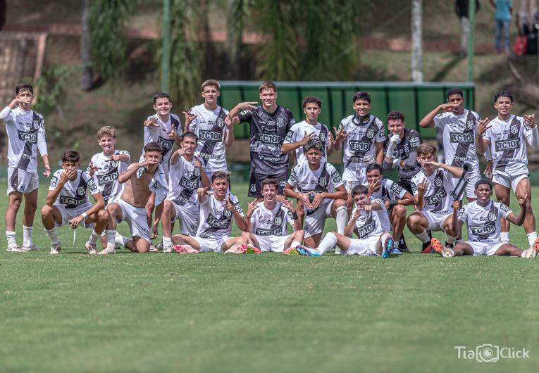 imagem da materia: Ponte Preta avança no Paulista Sub-15 e Sub-17