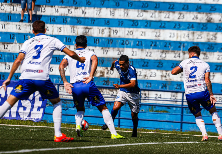 imagem da materia: Santo André pode empatar retrospecto com o Taubaté hoje