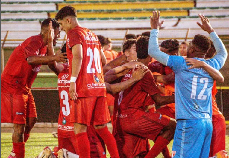 imagem da materia: Itapirense x Inter de Limeira: onde assistir e escalações
