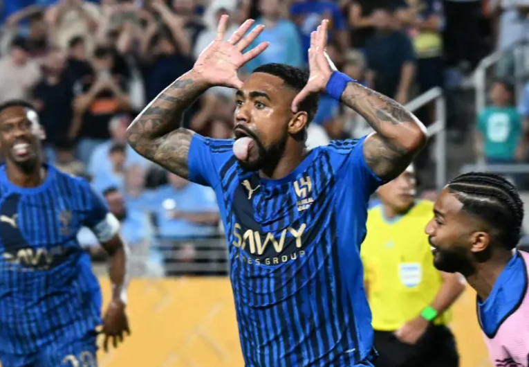 imagem da materia: Malcom, paulista e ex-Corinthians, 'destrói' Manchester City