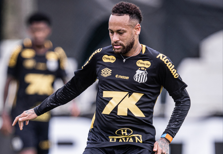 imagem da materia: Neymar deve voltar a atuar em amistoso contra o Remo