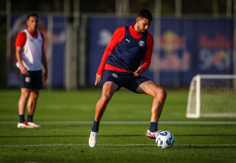 imagem da materia: Bragantino realiza treino técnico e tático nesta quarta