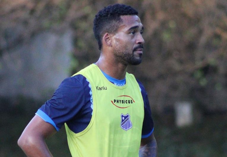 imagem da materia: Água Santa empata e liga alerta na reta final da Série D