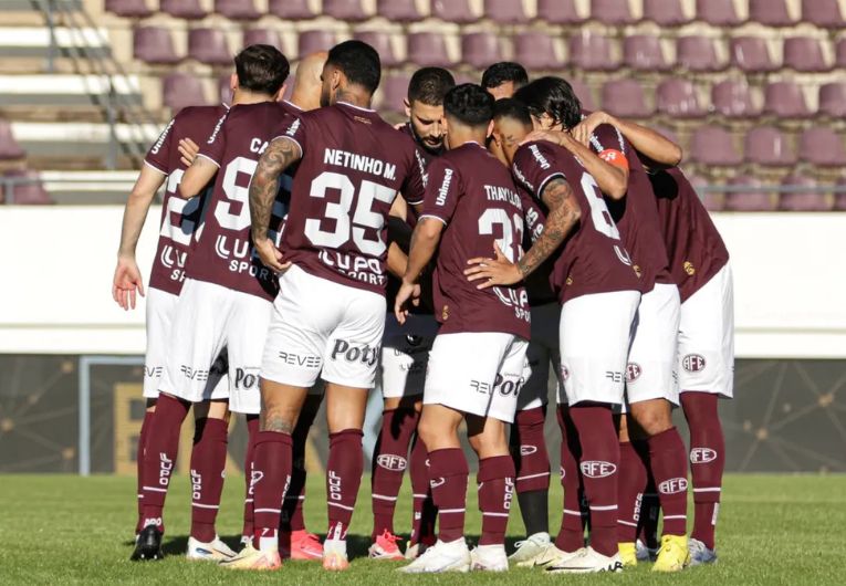 imagem da materia: Ferroviária entra em alerta com sequência negativa