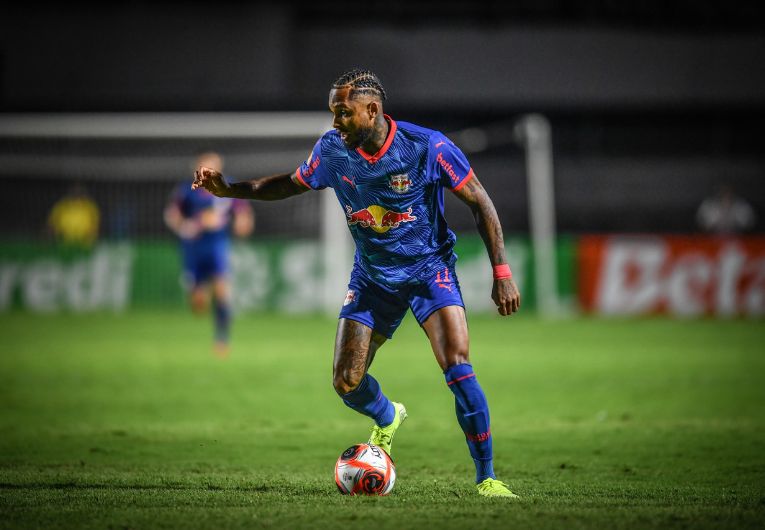 imagem da materia: Fernando aproxima de retorno no Bragantino