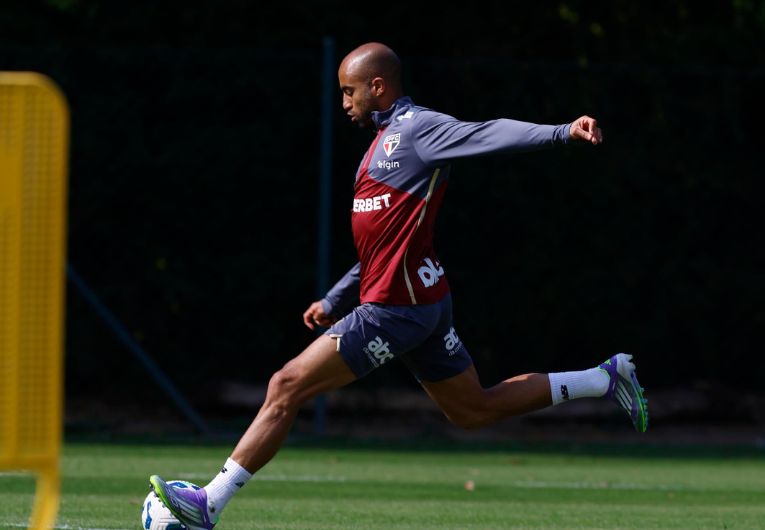 imagem da materia: São Paulo mantém foco no duelo contra o Flamengo