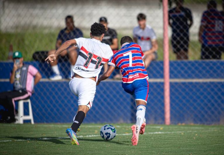 imagem da materia: São Paulo vence Fortaleza pelo Brasileiro Sub-17