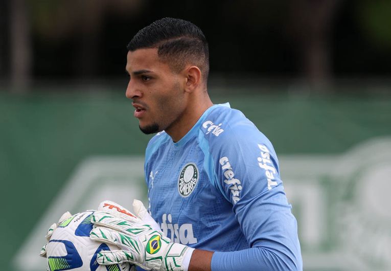 imagem da materia: Palmeiras encaminha empréstimo de Kaique