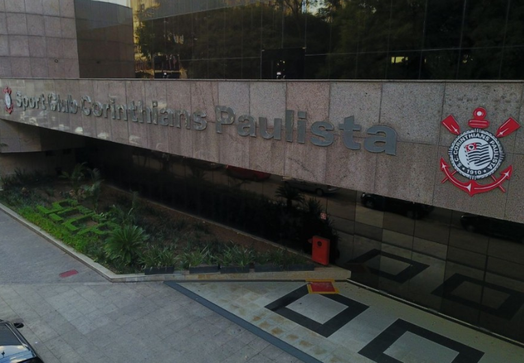 imagem da materia: Justiça anula dívida de R$ 298 mi do Corinthians