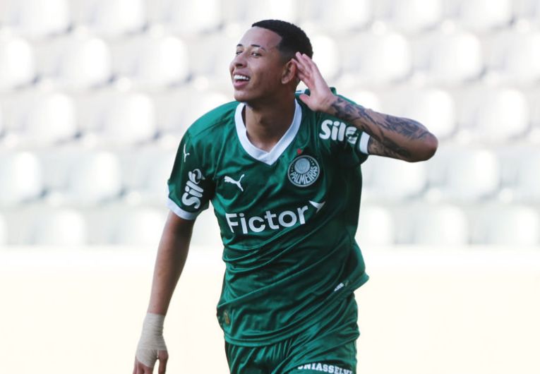 imagem da materia: Palmeiras goleia Botafogo pelo Brasileiro Sub-17