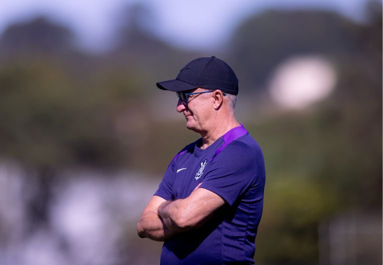 imagem da materia: Dorival Júnior falou sobre o duelo contra o São Paulo
