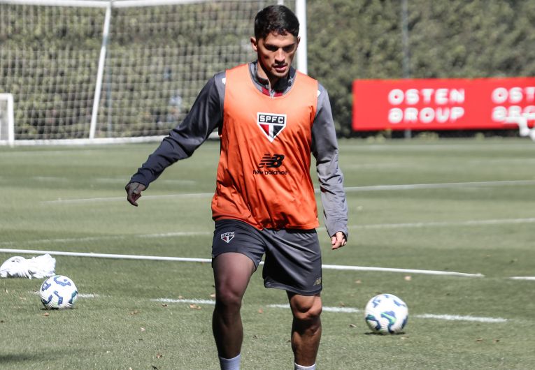 imagem da materia: São Paulo se reapresenta após vitória no Majestoso