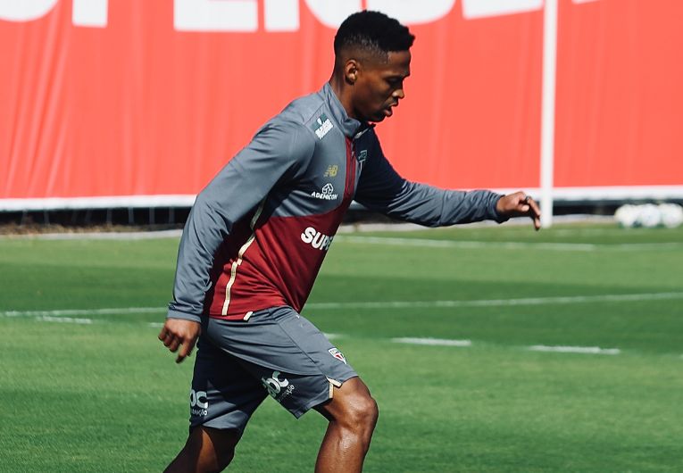 imagem da materia: São Paulo segue com preparação para ensacar o Juventude