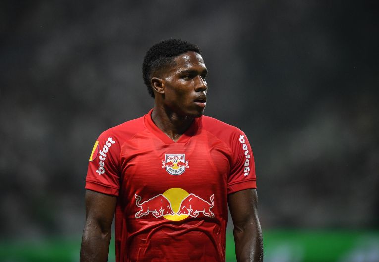 imagem da materia: Mosquera projeta duelo difícil contra o Flamengo