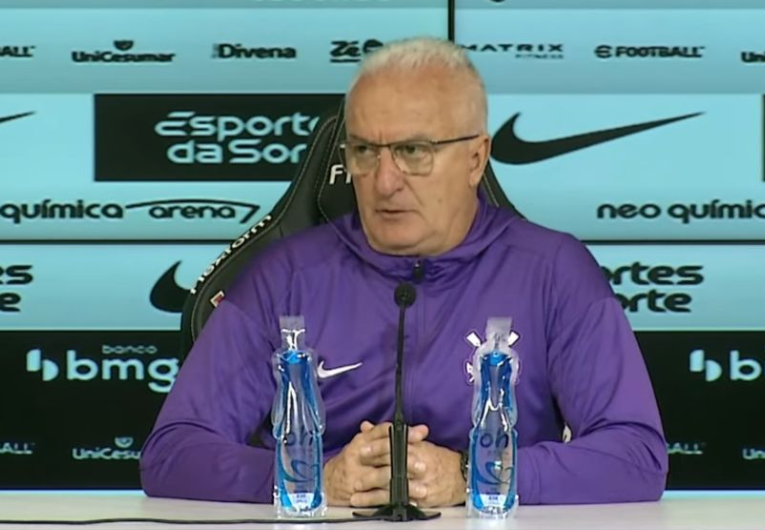 imagem da materia: Dorival enxerga mudança de postura: 