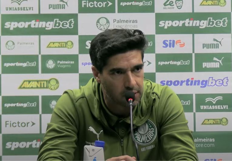 imagem da materia: Abel Ferreira desabafa sobre críticas a seu trabalho