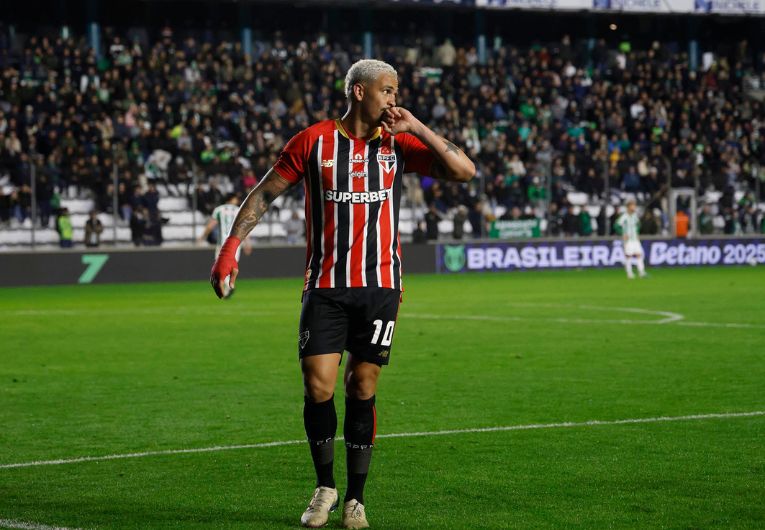 imagem da materia: Luciano comemora bom momento pelo São Paulo