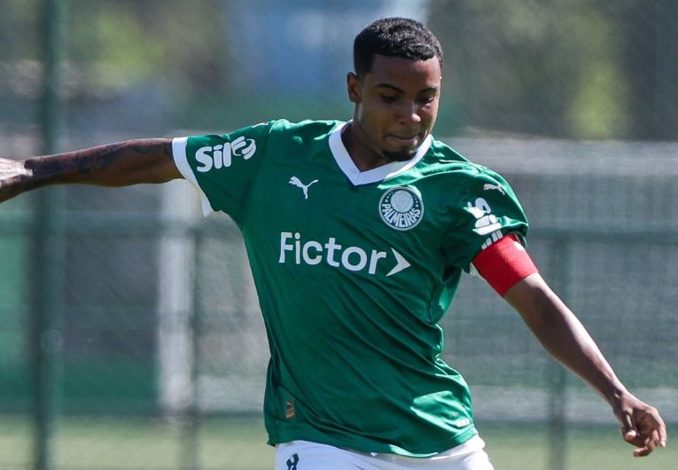 imagem da materia: Coutinho, do Palmeiras, é convocado para Seleção Sub-20