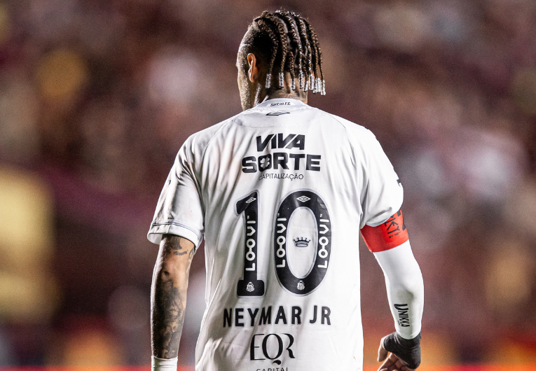 imagem da materia: Neymar discorre sobre empate com Sport