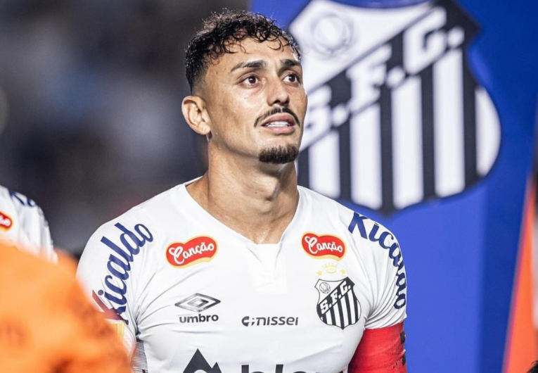 imagem da materia: Pituca pode estar de saída do Santos