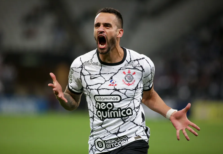 imagem da materia: Corinthians pode repatriar Renato Augusto em nova função