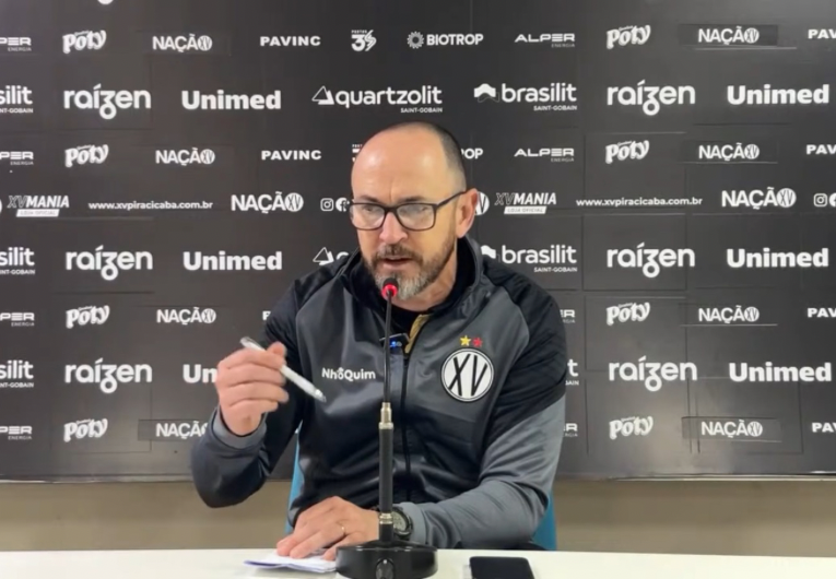 imagem da materia: Egert aponta evolução para rebater críticas sobre desempenho