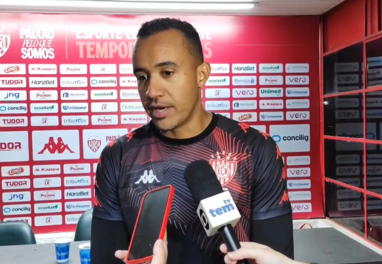 imagem da materia: “Eu ia pedir pra sair”, revela Ivan Canela após 1ª vitória