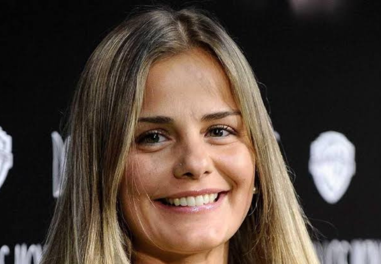 imagem da materia: “Quero que a criança se divirta com a bola”, diz Milene