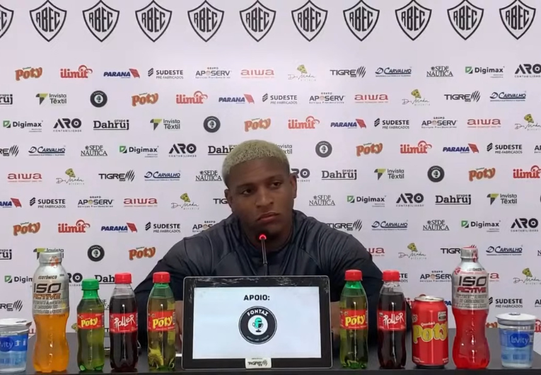 imagem da materia: Vitor Gabriel projeta estreia no Rio Branco contra o Guarani