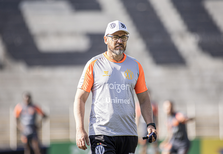 imagem da materia: Falta de SAF muda planos do XV, admite Moisés