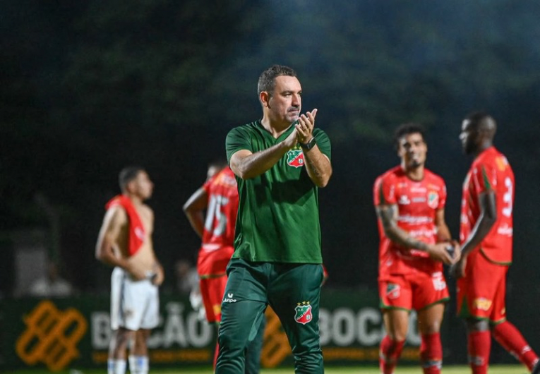 imagem da materia: Velo diz que não havia acordo com Guilherme Alves para 2026