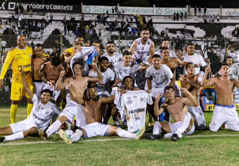 imagem da materia: Fim do jejum: Comercial vence o Botafogo após dez anos
