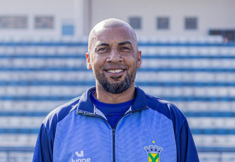 imagem da materia: Renato Peixe é o novo técnico do Santo André